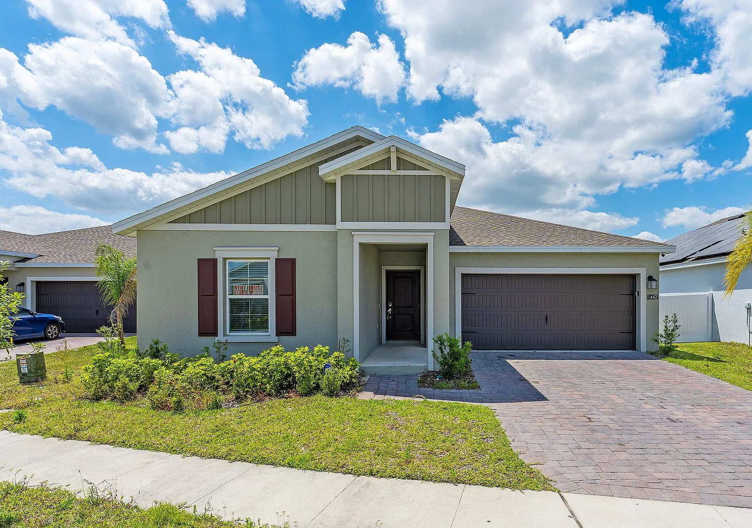 Welcome to 1442 Brentwood Drive, a beautiful 4-bedroom, 2-bathroom single-family home — Photo 2