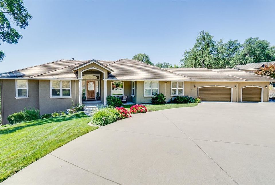 1st image of 521 Crazy Horse Ct