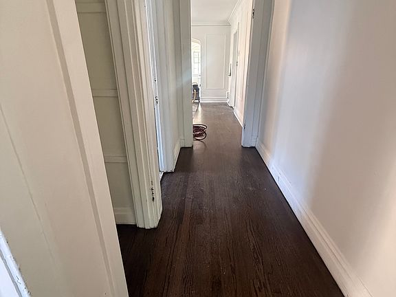 5th image of 1316 Chestnut St APT 2