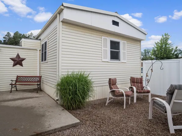 3211 Vanocker Dr, Sturgis, SD 57785