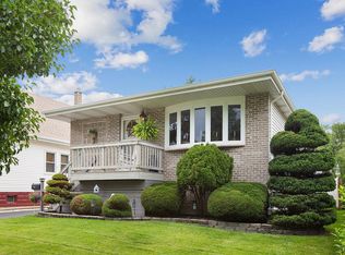 3433 Butler Ave, Steger, IL 60475