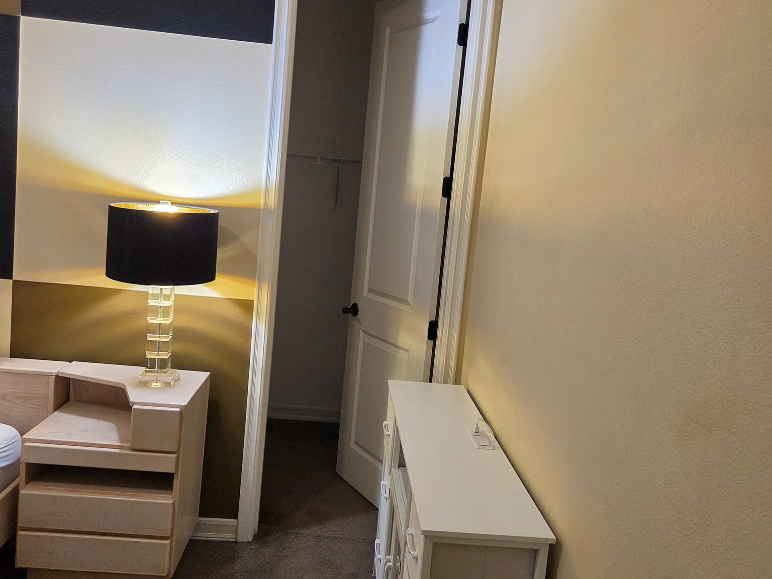 1 bed, 3478 sqft, $925 — Photo 3