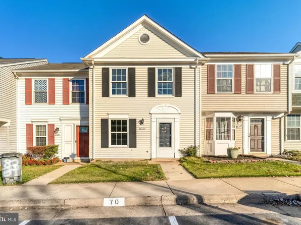 8329 Georgian Ct, Manassas, VA 20110
