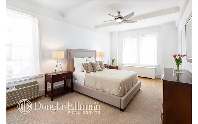 Sold by Douglas Elliman | media 18