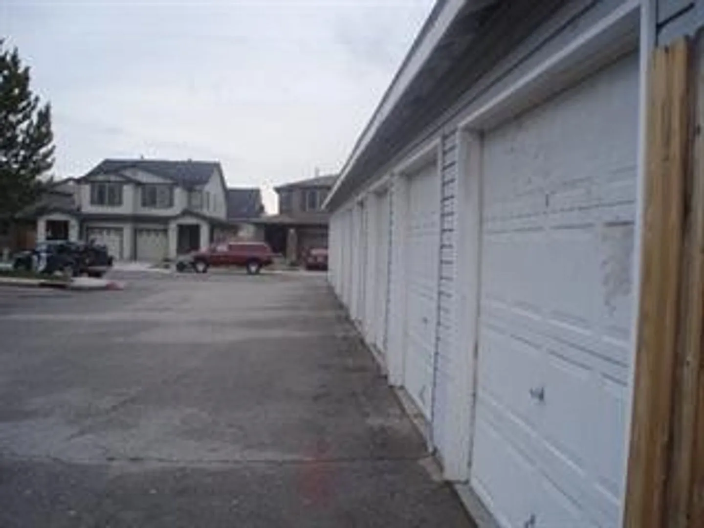 2220 S Amy Ave — Photo 3