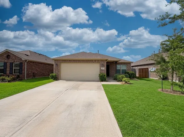 21018 Wenze Ln, New Caney, TX 77357