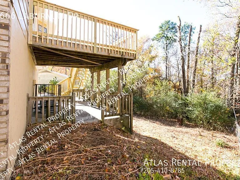 2666 Laburnum Dr — Photo 5