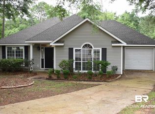 102 Ivy Cir, Daphne, AL 36526