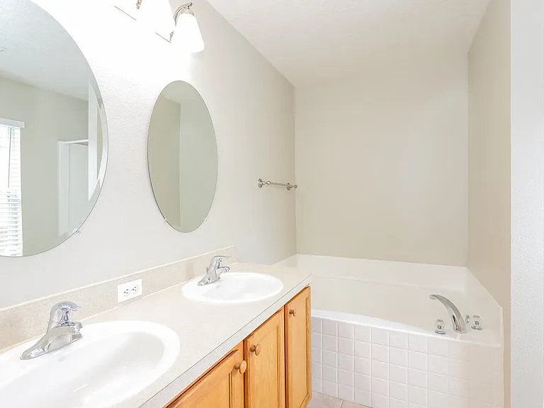 505 Reddicks Cir — Photo 11