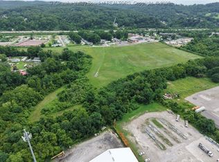 2715 Fairlawn Ave, Dunbar, WV 25064