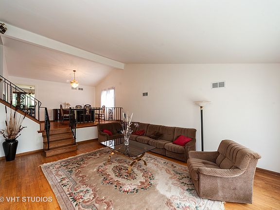 5th image of 9807 N Lauren Ln