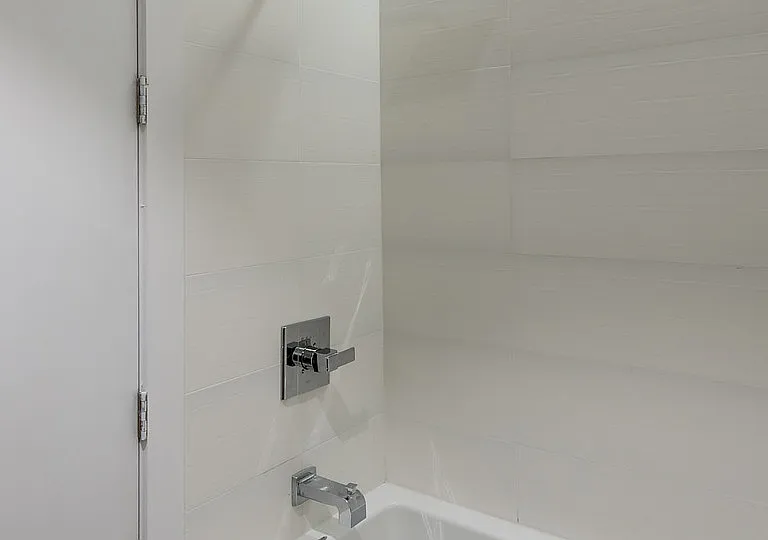 228 Kingsland Ave #3R — Photo 24