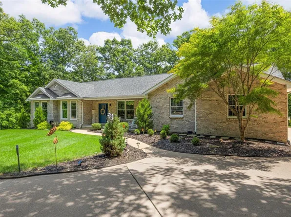 2 White Oak Ct, Defiance, MO 63341