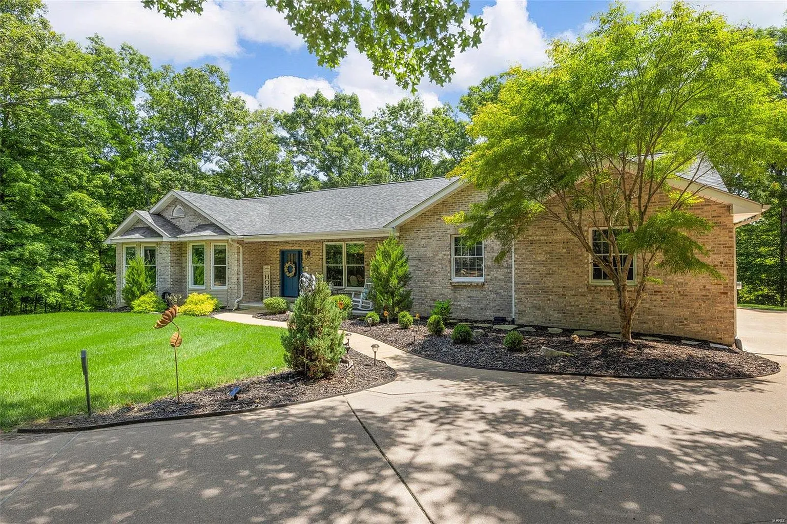 2 White Oak Ct photo 1