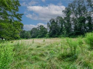 243 Hampton Rd, Pomfret Center, CT 06259