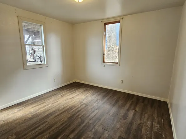 636 Willsie Ave APT 4, Rapid City, SD 57701