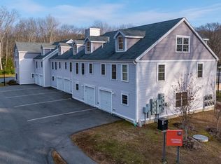 77 Lyme St #1D, Old Lyme, CT 06371