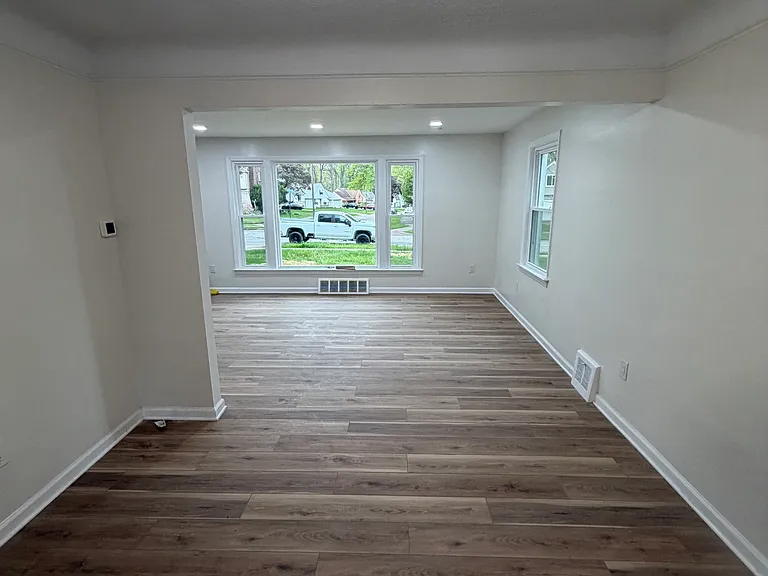 641 Quilliams Rd — Photo 3