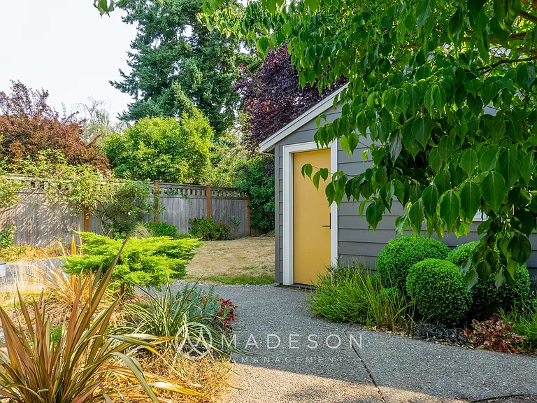7522 9th Ave NE — Photo 9