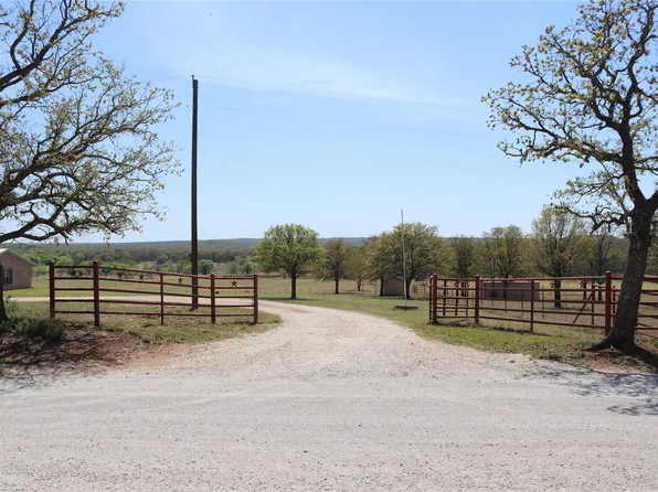 957 Frog Hollar Rd, Bowie, TX 76230