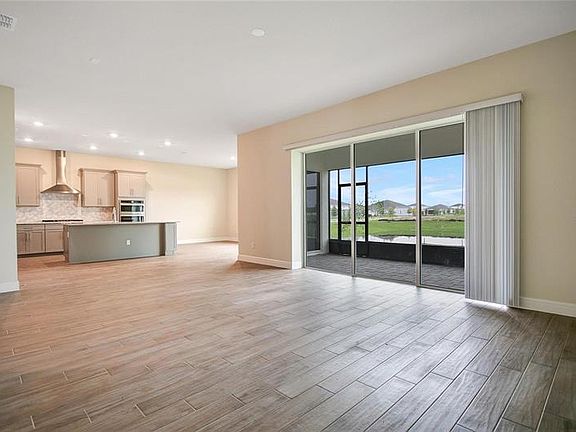 4th image of 13858 Destin Beach Ln