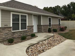 1505 Winsor Dr, Quincy, IL