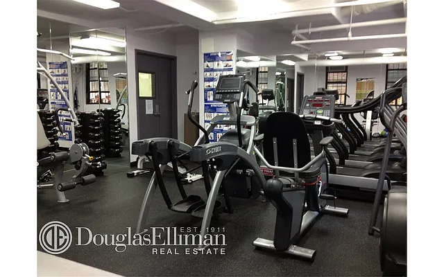 Sold by Douglas Elliman | media 19