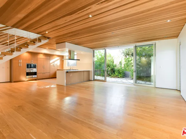 2320 3rd St, Santa Monica, CA 90405