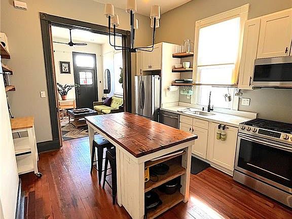 5th image of 2752-54 Orleans