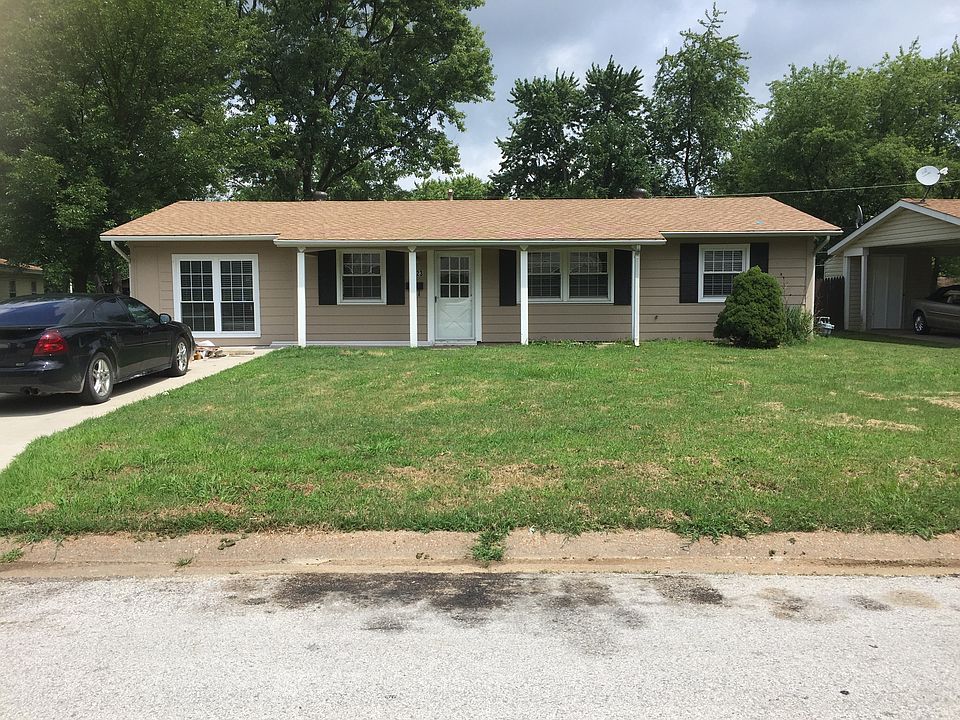 1st image of 523 Saratoga Ln