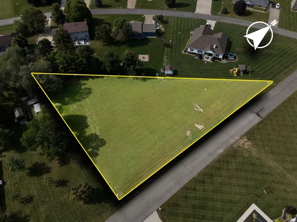 Wildwood Dr, Frankfort, IN 46041