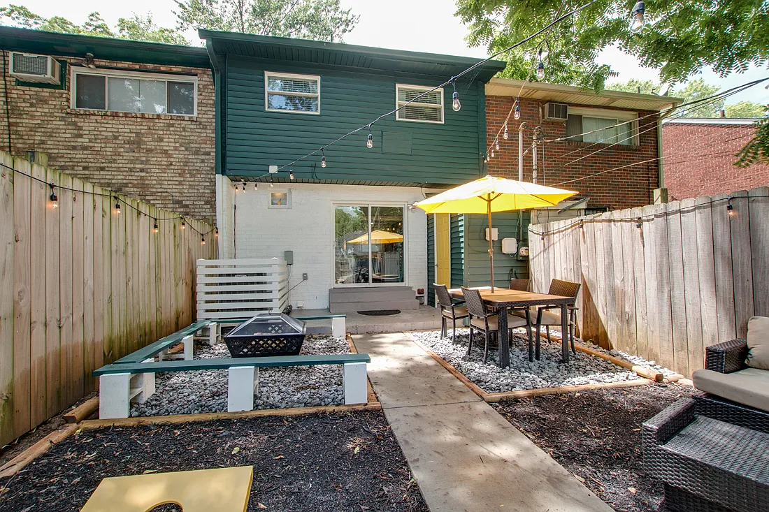 3 bed, 1280 sqft, $2,500 — Photo 1