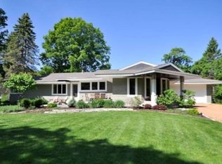 5875 Division St, Shorewood, MN 55331