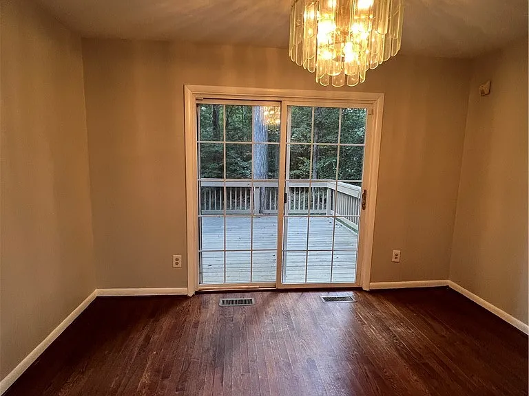 1838 Ferncreek Pl — Photo 16