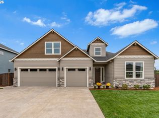 2401 E Foxtrot St, La Center, WA 98629