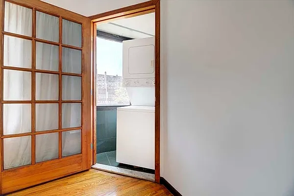 Rented by REAL New York | media 12