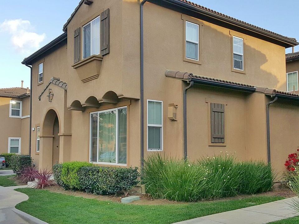 1st image of 3660 W Medici Ln