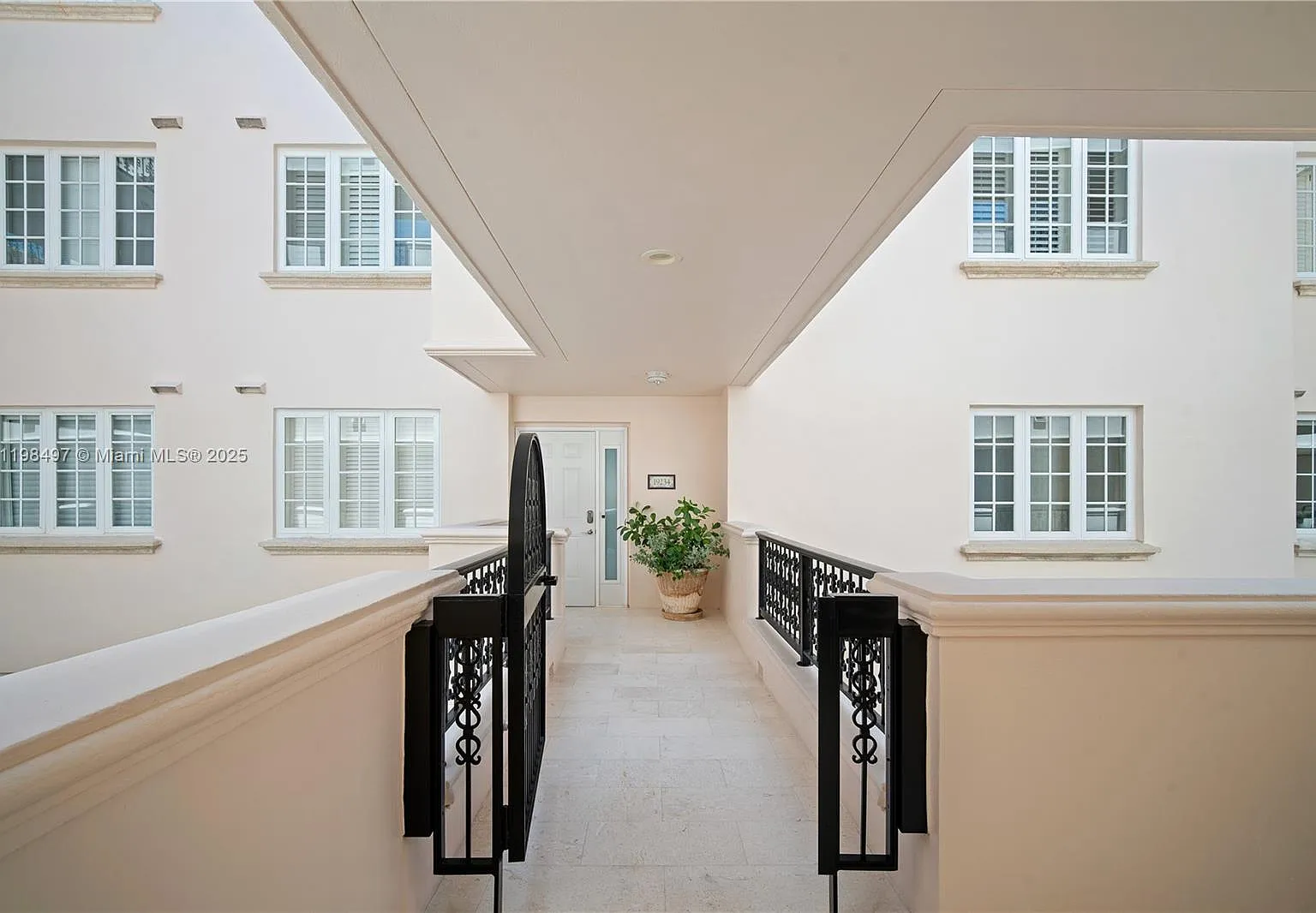 Seaside Condo — Photo 3