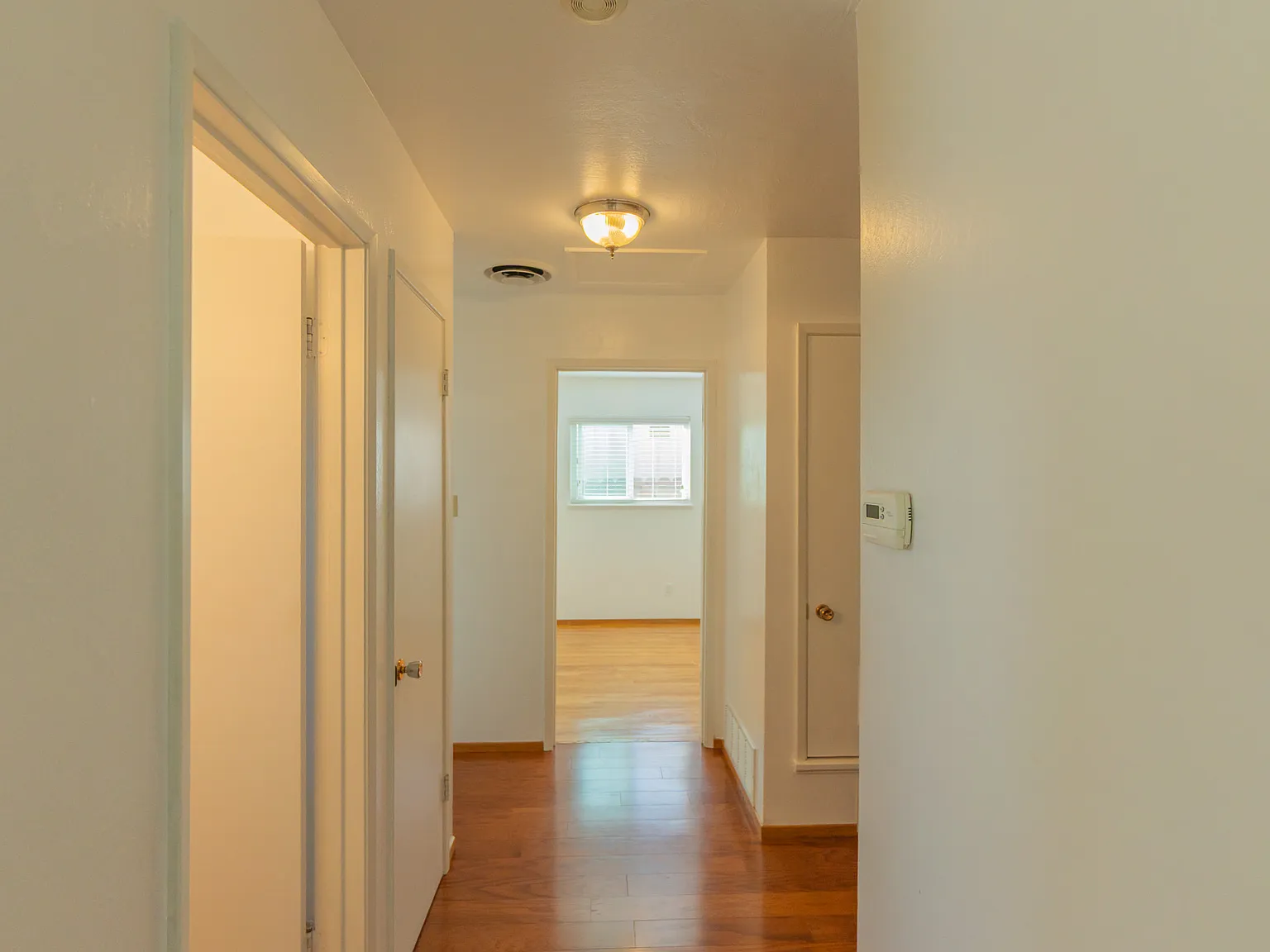 3 bed, 1378 sqft, $3,000 — Photo 3