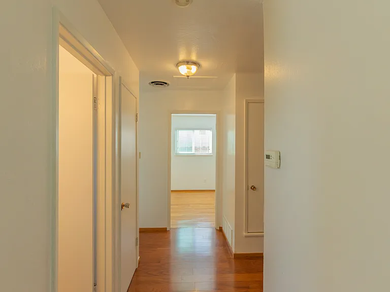 5 Clearbrook Rd — Photo 3