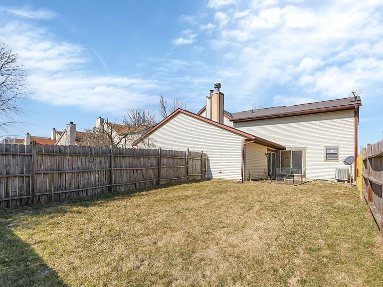 1747 Hightower Dr — Photo 26