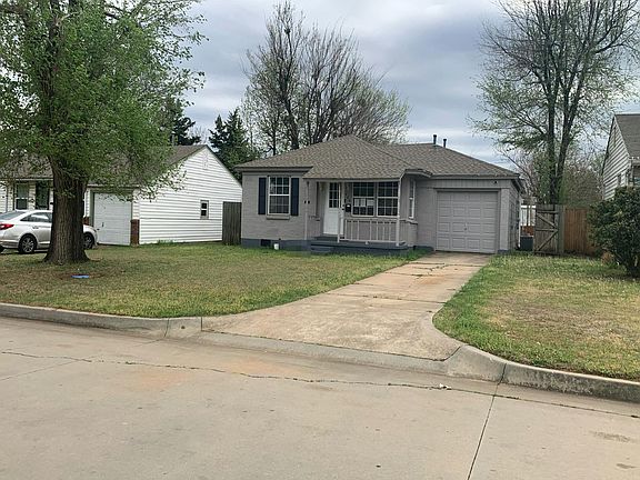 2nd image of 406 E Rose Dr
