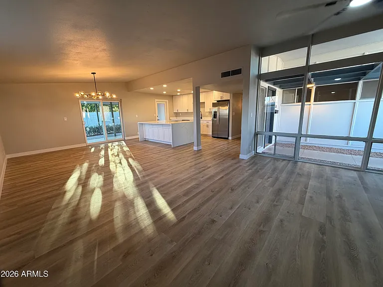 5420 N Granite Reef Rd — Photo 36