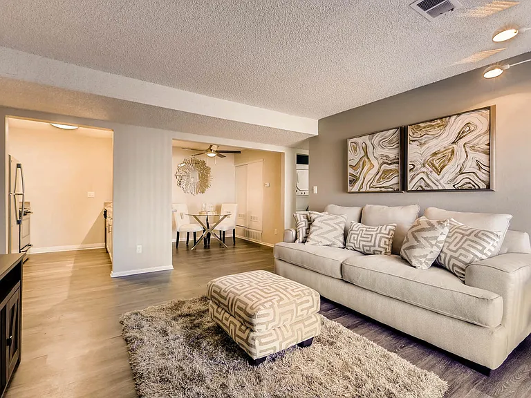 Villas at Holly | Centennial, Co. Apartments