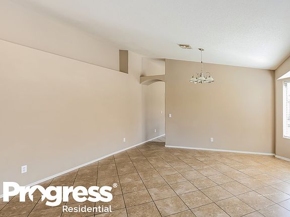 3rd image of 2209 W Saint Anne Ave