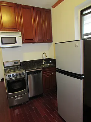 Rented by Majesty Management | media 40