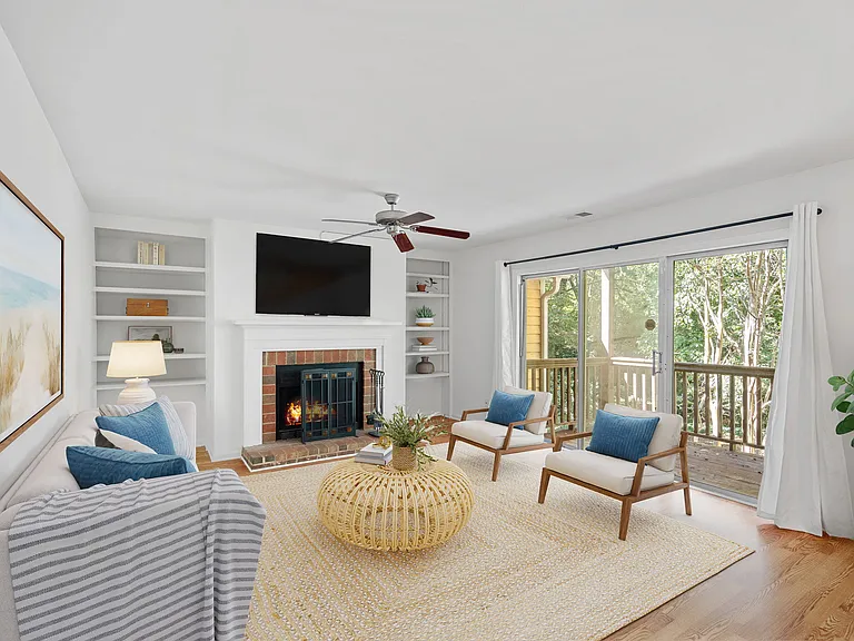3302 Selwyn Farms Ln #9 — Photo 5