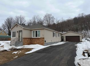 794 S Pine St, Ishpeming, MI 49849