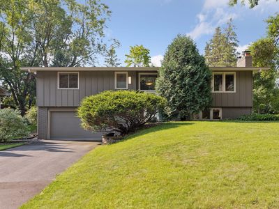 6829 Brook Dr, Edina, MN, 55439
