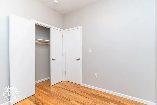 Rented by MySpaceNYC | media 8